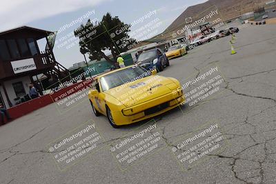 media/Jun-01-2025-CalClub SCCA (Sun) [[eae223c5dd]]/Around pit/